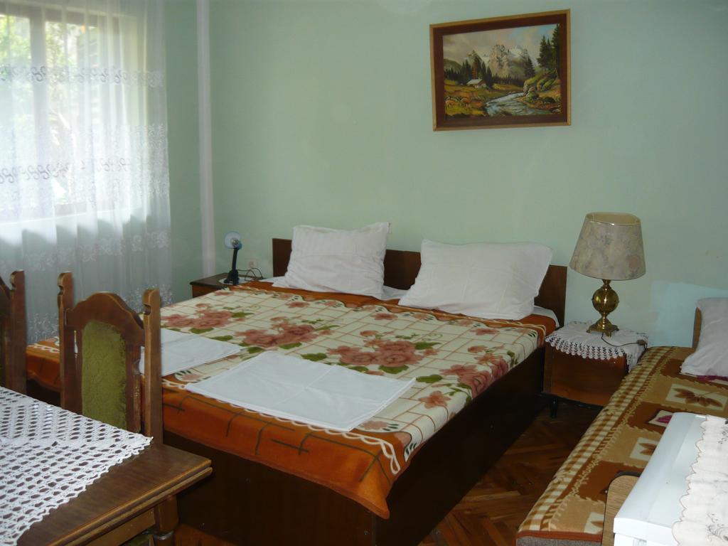 Rooms Banicevic Risan Pokoj fotografie