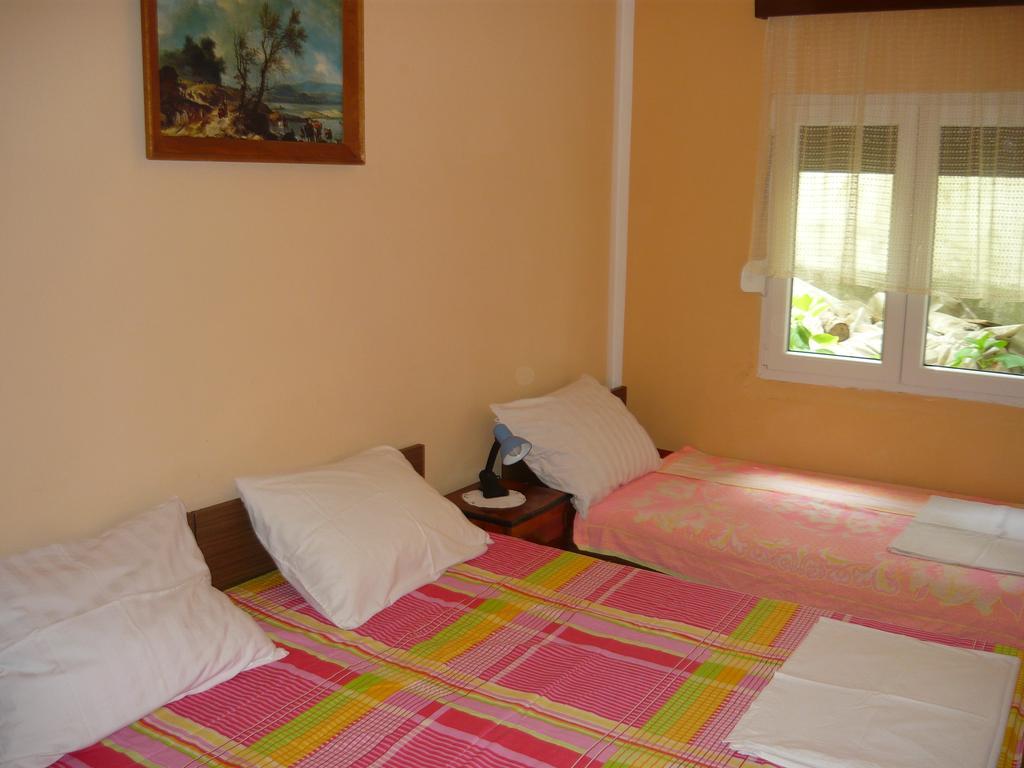 Rooms Banicevic Risan Pokoj fotografie