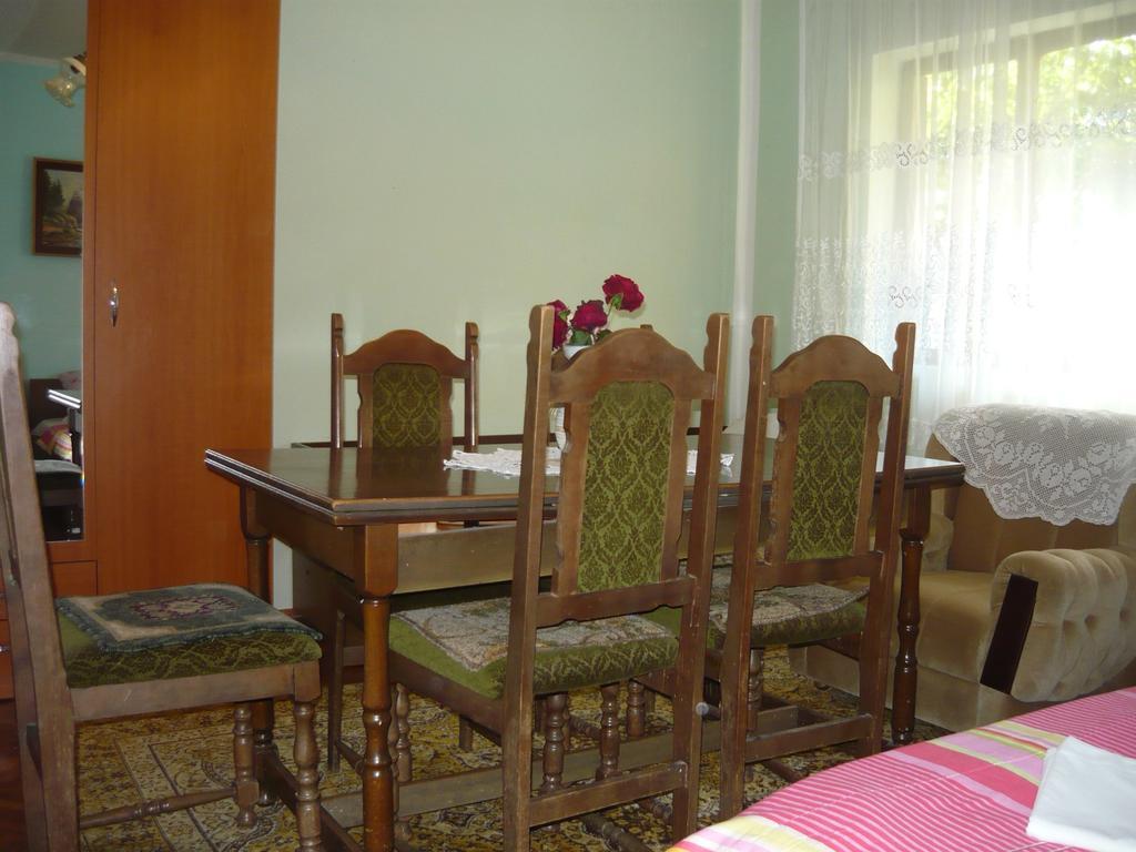 Rooms Banicevic Risan Pokoj fotografie