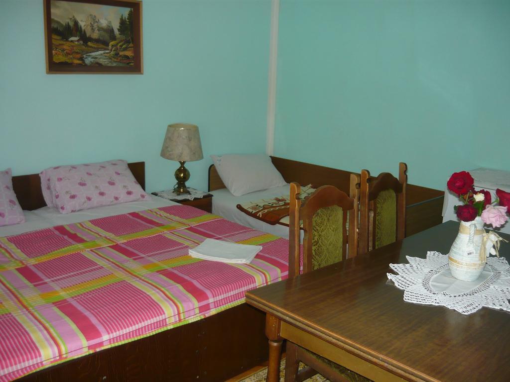 Rooms Banicevic Risan Pokoj fotografie