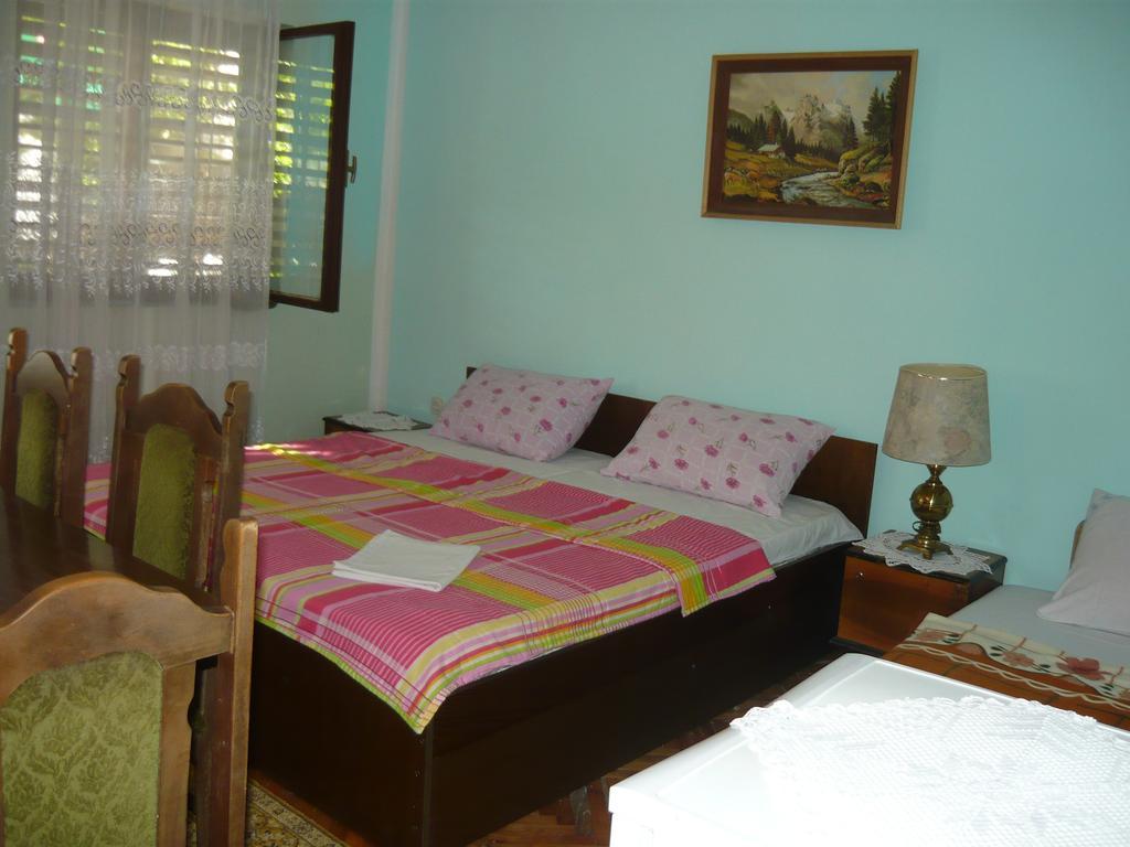 Rooms Banicevic Risan Pokoj fotografie