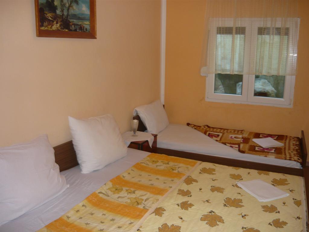 Rooms Banicevic Risan Pokoj fotografie